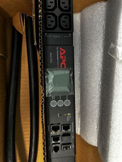 Apc Ap Metered Rack Pdu G A Server Racks Power C C Nema L