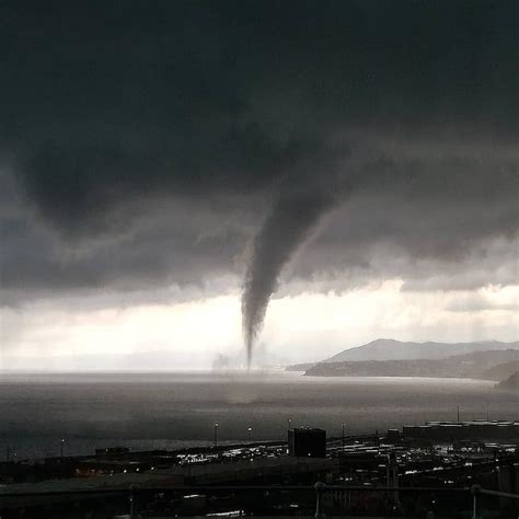 Maltempo Fenomeni Estremi Al Nord Trombe Daria Grandine Nubifragi