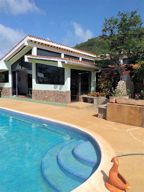 Juangriego Wohnhaus Mit Pool Auf Isla Margarita Kaufen Immobilienmakler