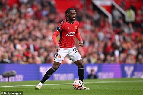 Aaron Wan Bissaka Set For Several Weeks On The Sidelines After The