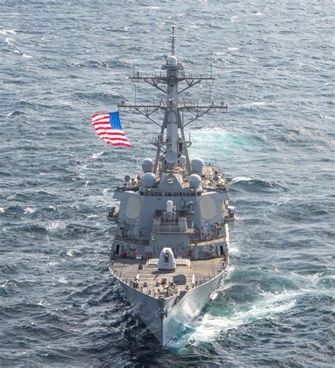 DVIDS - Images - USS Mitscher (DDG 57) [Image 4 of 6]