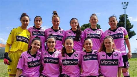 Palermo Femminile Vittoria Contro Il Crotone Femminile