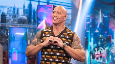 El increíble cambio físico de La Roca Dwayne Johnson para