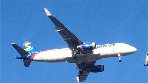 Spirit Airlines Airbus A320 232sharklets Landing In Minneapolis