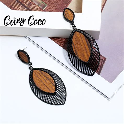 Cring Coco Boucles D Oreilles En Bois Marron Pour Femme Accessoires De