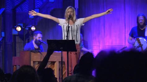 Bethel Music Moments Spontaneous Worship With Jenn Johnson Youtube