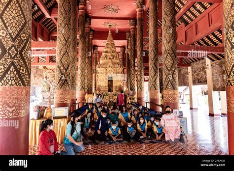 Templo Del Buda Esmeralda Wat Phra Kaew El Templo Budista M S Famoso