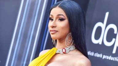 Cardi B’s Natural Long Hair: Photo – Hollywood Life