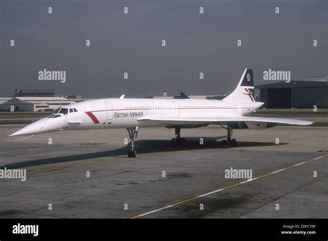 Ein British Airways Ba Flugzeug Fotos Und Bildmaterial In Hoher