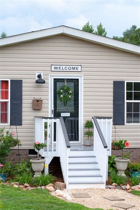 Diy Front Step Makeover With Paintcountryliving Front Porch Steps Front Stairs Diy Stairs