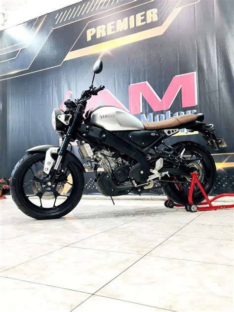 Yamaha Xsr Cc Km Rb Kinyis Anugerah Motor Rungkut Tengah