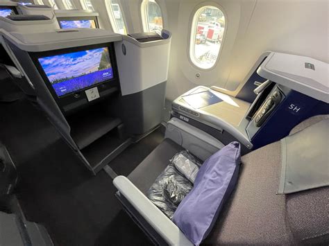 ANA Boeing 787 Business Class Review Manila (MNL) To San Francisco (SFO ...