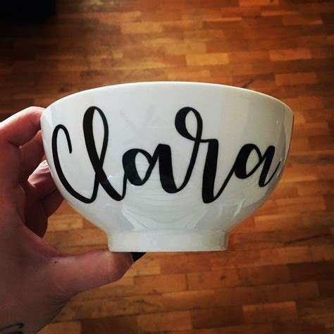 LENAY Diseño y Manualidades en Instagram TAZA LETTERING