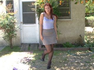 Stripping By Lorelei Secretary Strips Naked At The Office Briella Jaden WMV