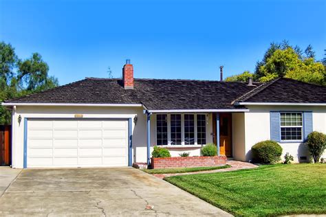 House where Steve Jobs started Apple designated as historic site ...