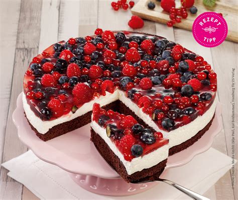 Schmand Sahne Torte Mit Beeren Schmandtorte Mit Waldbeeren