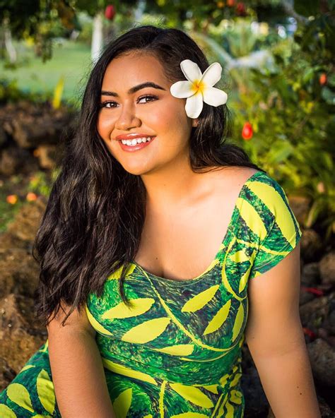 Samoan Model Women