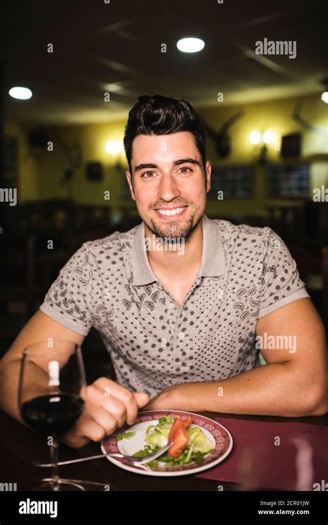 Man Waiting Alone In Restaurant Hi Res Stock Photography And Images Alamy