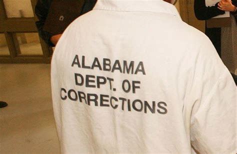 16 escaped Alabama prison inmates are still on the loose. Where are they now? - al.com