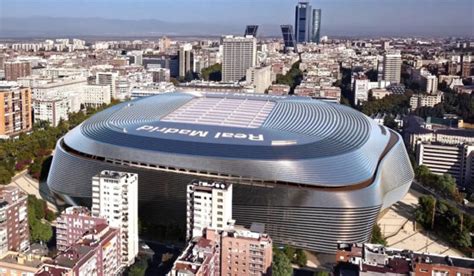 16 Minuten Bernabéu Umbau Blick in Skybar