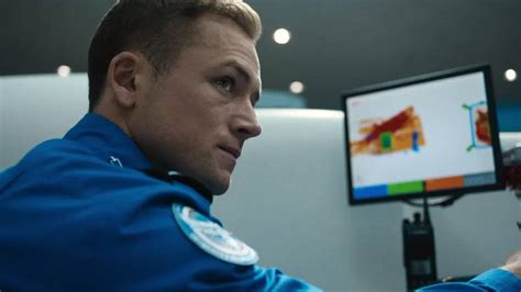 Bagagem De Risco Suspense Taron Egerton Ganha Trailer E Data De