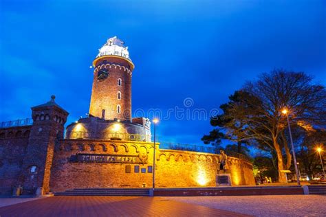 Haven En De Vuurtoren In Kolobrzeg Het Westen Pomerania Polen Stock