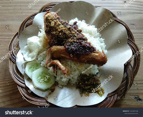 Nasi Bebek Bebek Goreng Popular Indonesian Stock Photo 1325405168 | Shutterstock