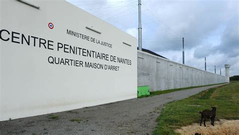 A La Prison De Nantes Tentative D Tranglement D Un Surveillant Par Un