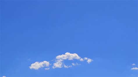 Clouds Blue Background – 4K Copyright Free Stock Video - Free Stock Videos.net