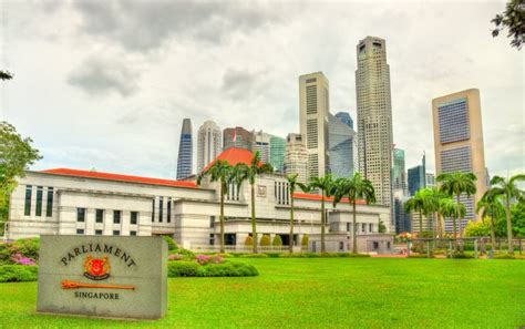 The Parliament House of Singapore Stock Image - Image of grass ...