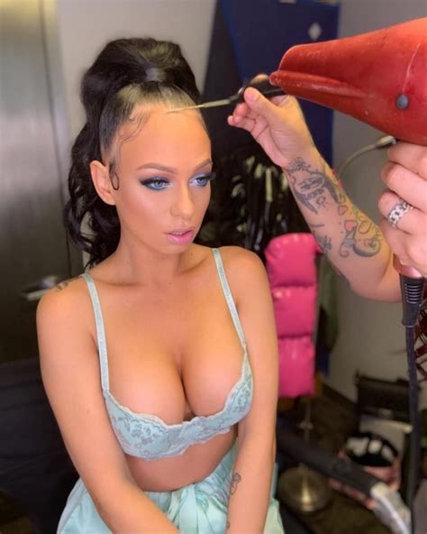 Mariah Lynn Nude Sexy Photos TheFappening