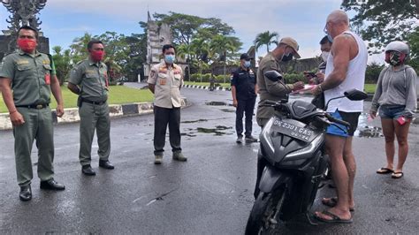 Ppkm Darurat Masih Ada Bule Di Bali Yang Bandel Langgar Prokes