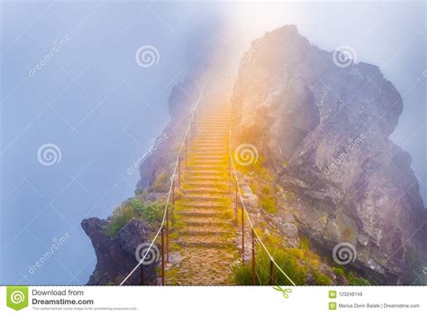 Mountain Trail at Pico Do Arieiro To Pico Ruivo, Above the Clouds on a ...