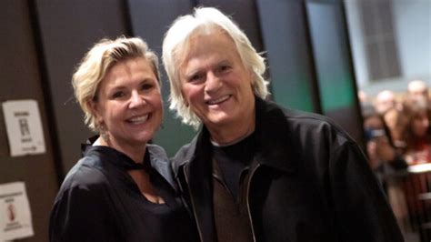 Stargates Richard Dean Anderson And Amanda Tapping Reunite In Paris