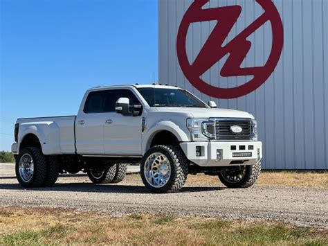 2017+ Ford F250/350/450 Front Air Suspension 5-6" | Kelderman