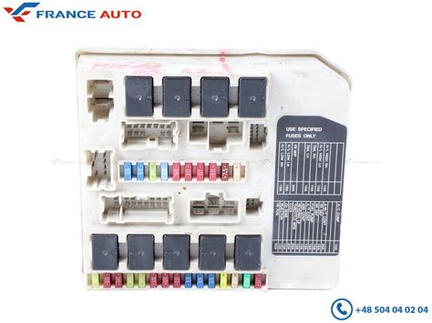 Module BSI UCH Boîte à Fusibles Clio III Modus LIFT 04 12r 423G22