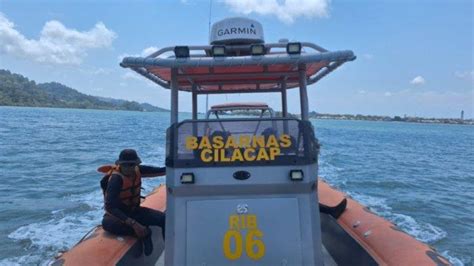 Seorang Abk Kapal Nelayan Hilang Terseret Ombak Di Perairan Cilacap