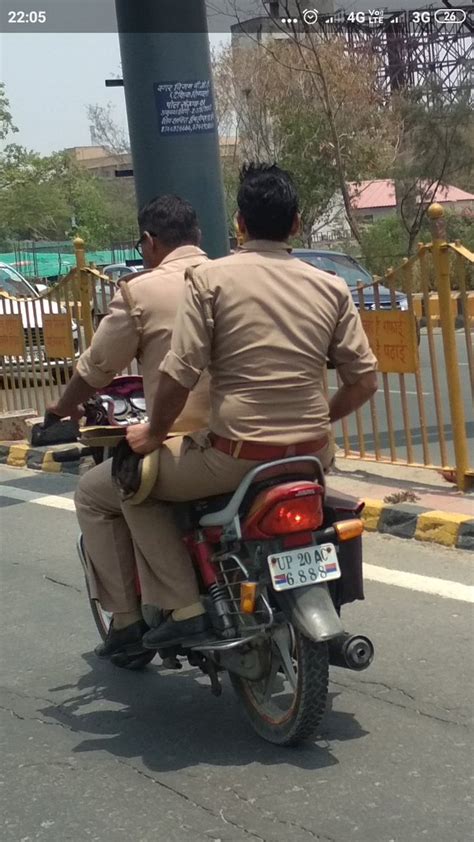 Gzb Traffic Police On Twitter श्रीमान जी आवश्यक कार्यवाही हेतु