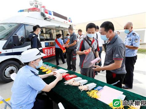 龙湖区：新时代文明实践送到群众家门口、日常里、心坎上服务