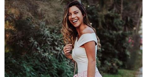 Mafer Neyra Deslumbra Con Radiante Bikini Verde Menta En Playas De Miami