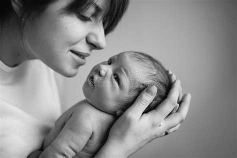 4186 Mother Kissing Newborn Baby Stock Photos Free And Royalty Free