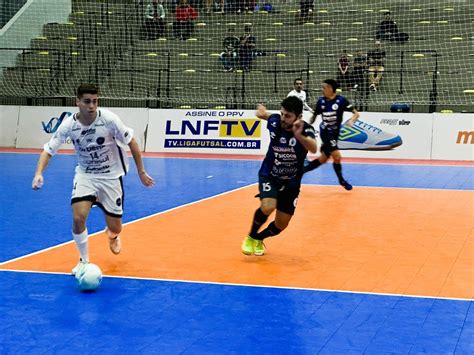 Duelo entre Tubarão Futsal e Jaraguá marca rodada da Série Ouro