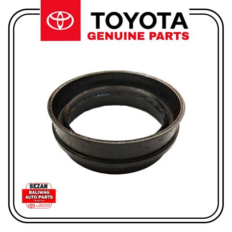 Oriinal Toyota Innova Fortuner Hilux Rear Axle Shaft Oil Seal