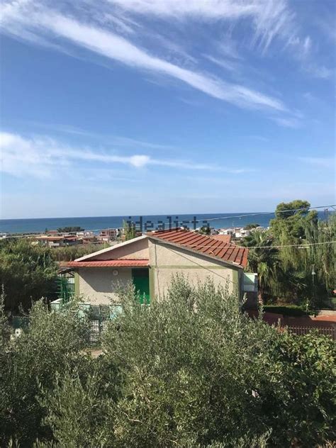 Villa In Vendita In Viale Circe Lotto Baia Azzurra Levagnole Sessa