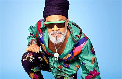 Novo Lbum De Carlinhos Brown Traz Participa O De Rita Lee