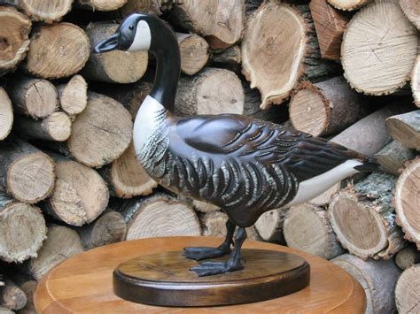 Beautiful Tom Taber Canadian Goose Decoy Wooden Carved Standing Goose