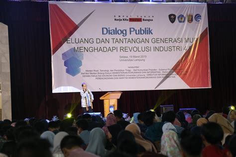 Dialog Publik Generasi Milenial Hadapi RI 4 0 Universitas Lampung