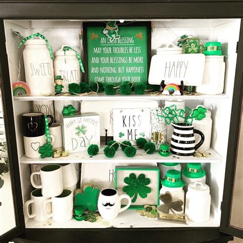 St. Paddy Day decorations is up. I really love decorating for every ...