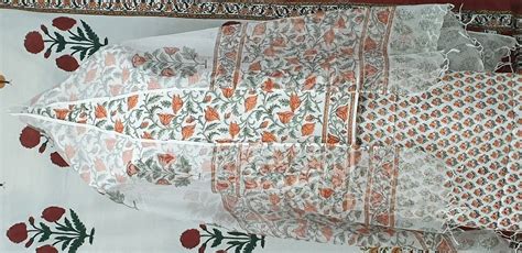 White Pink Vinayakam Exports Block Printed Cotton Suits Fabric