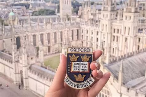 Mengenal Oxford University Kampus Indah Impian Mahasiswa Bahasa